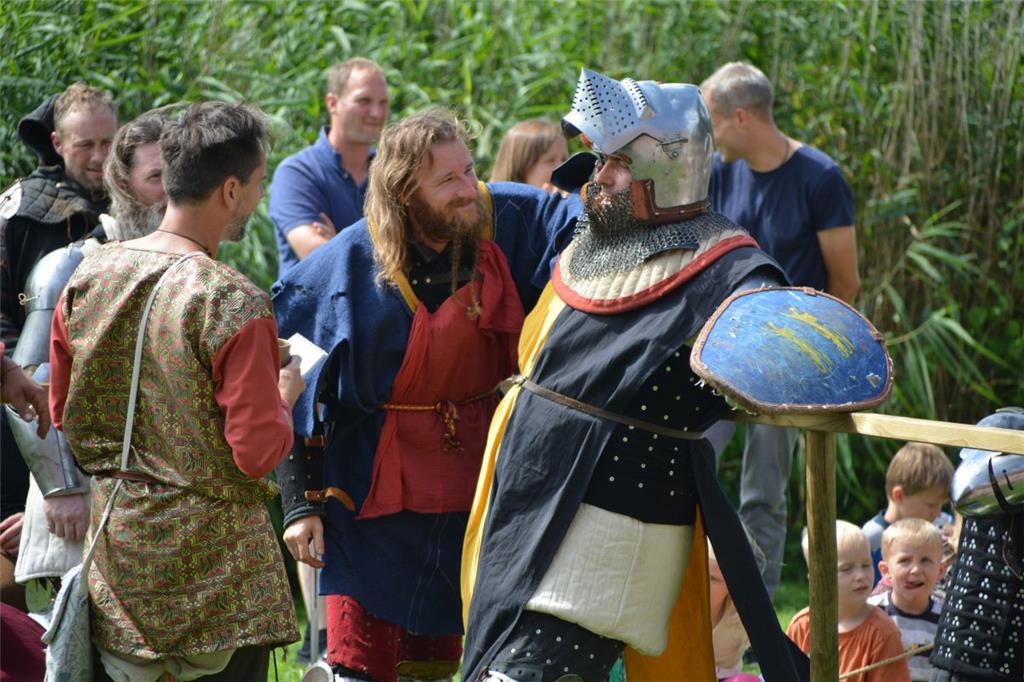 Mittelalterliches Burgfest in Bad Bederkesa.