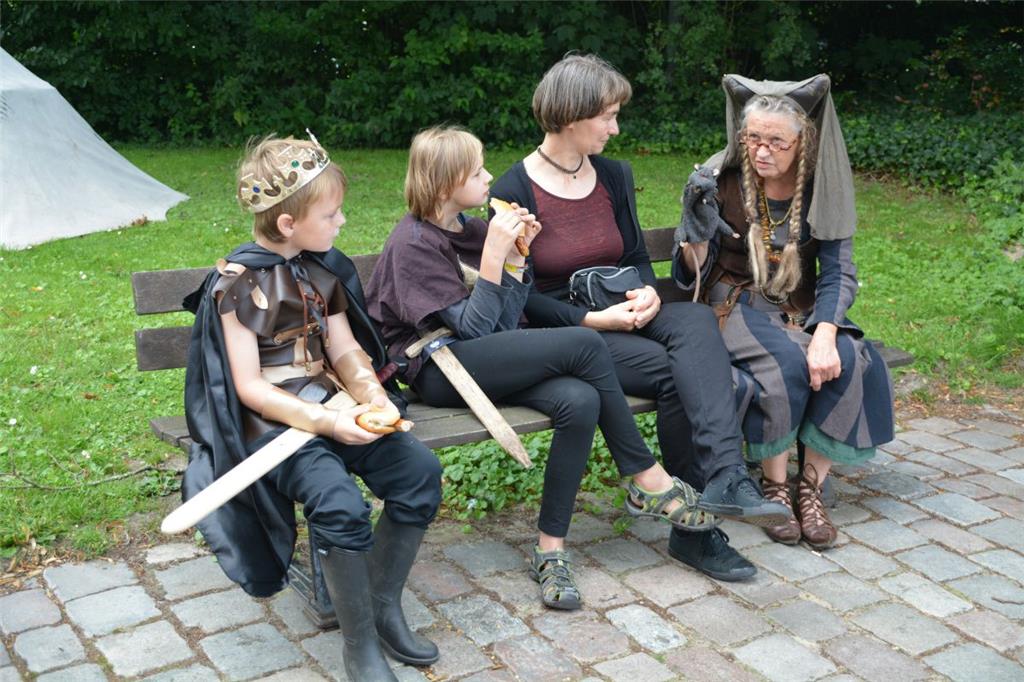 Mittelalterliches Burgfest in Bad Bederkesa.