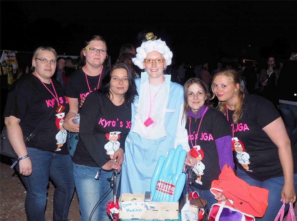 Mittsommernachtsparty. Fotos Stehn