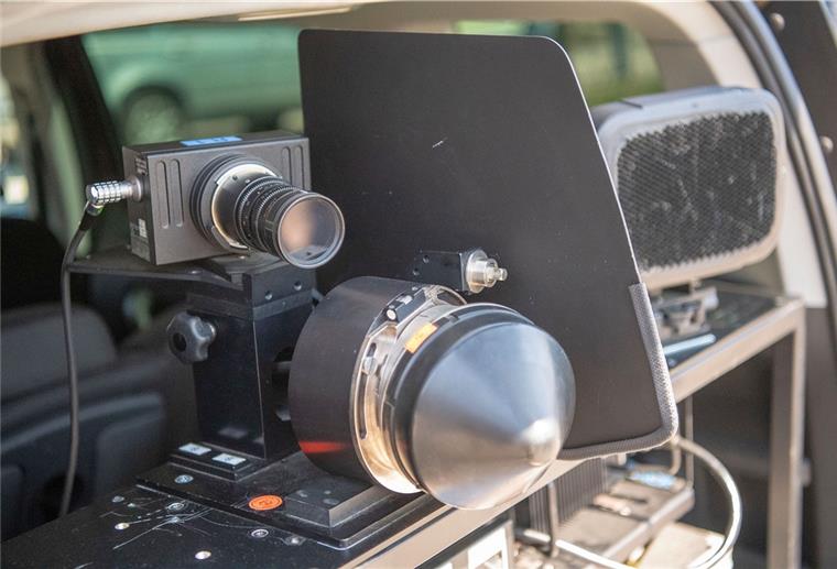 Rotenburg: Landkreis macht Fotos von Rasern Mobile Blitzgeräte wie dieses kommen im Landkreis Rotenburg regelmäßig zum Einsatz.
