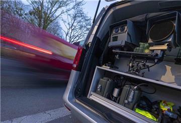 Mobile und feste Blitzer greifen hart durch.