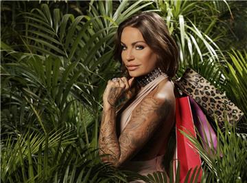 Model GINA-LISA LOHFINK (30): Bekannt wurde sie als Teilnehmerin von Heidi Klums Model-Castingshow an der Seite ihrer damals noch besten Freundin Sarah &quot;Dingens&quot; Knappik, die schon 2011 im Dschungel war. Bundesweit machte sie im vergangenen Jahr Schlagzeilen mit einem Prozess um eine von ihr behauptete Vergewaltigung