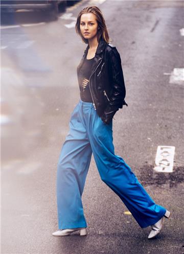 Model Maja Manczak shootet in Paris.
