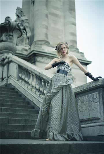 Model Maja Manczak shootet in Paris.
