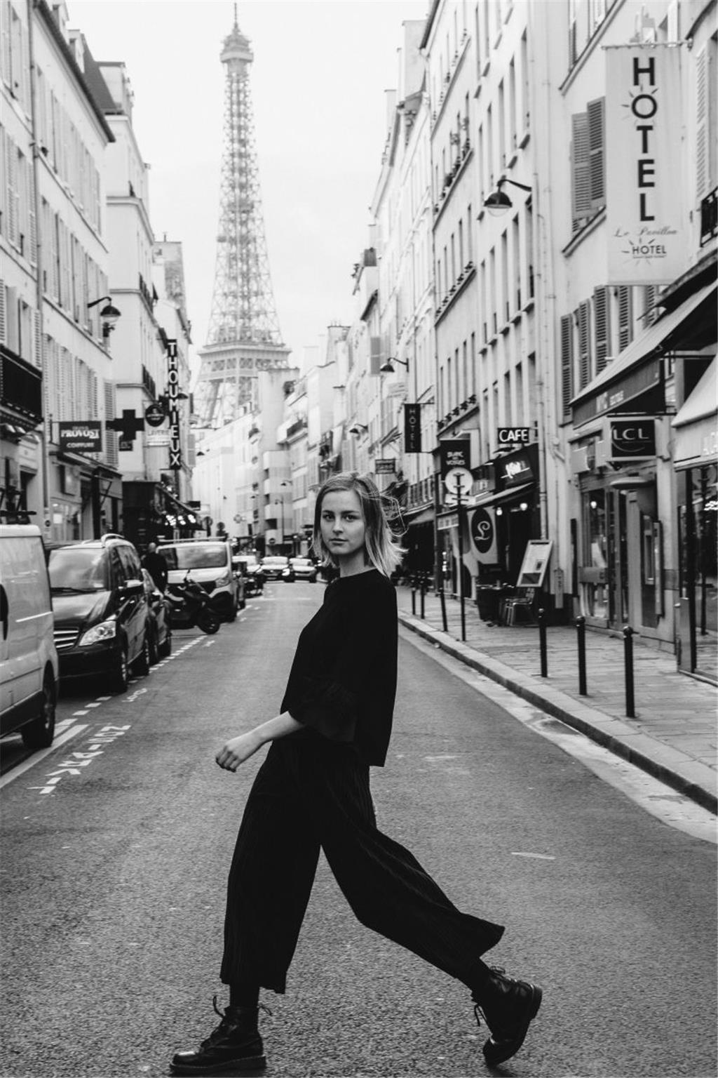 Model Maja Manczak shootet in Paris.