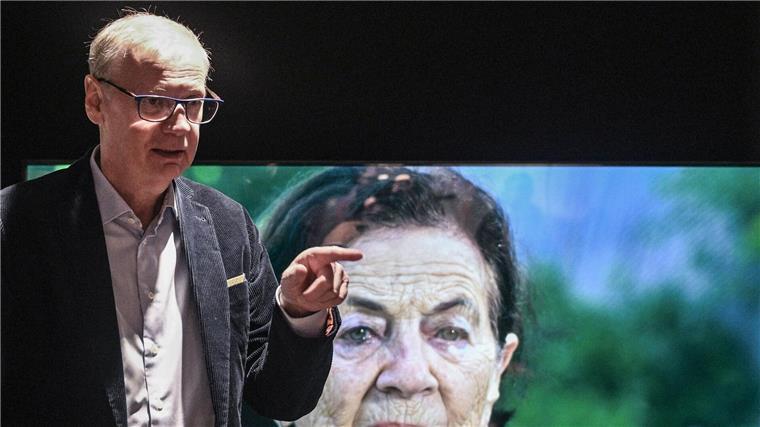 Günther Jauch pflegt Kontakt zu Holocaust-Überlebender Moderator Günther Jauch ist der Schirmherr der Sonderausstellung in Potsdam.