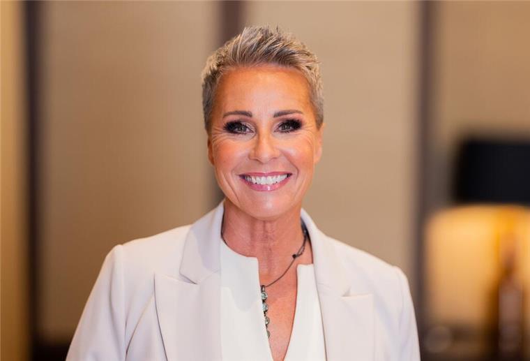 Promis, Lügen, Intrigen: So wird die neue „Verräter“-Staffel Moderatorin Sonja Zietlow ist die Spielleiterin - sie bestimmt die „Verräter“.