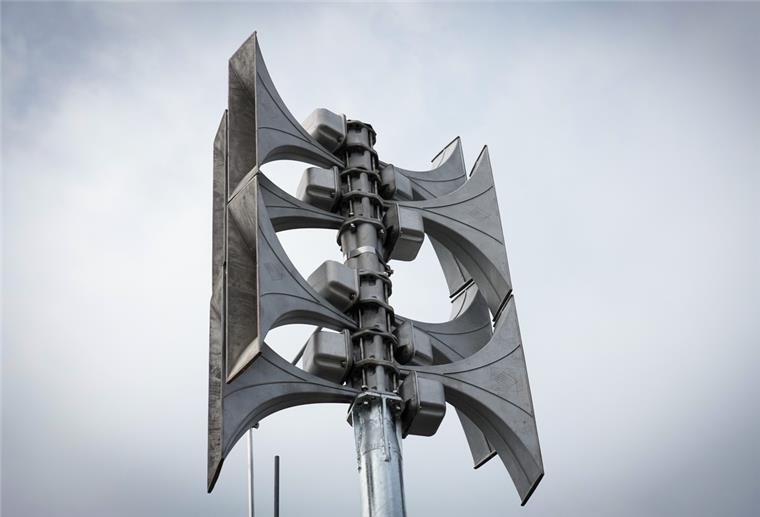 Moderne Alarmsirenen werden derzeit im gesamten Bundesgebiet installiert, wie hier in der Stadt Teltow.