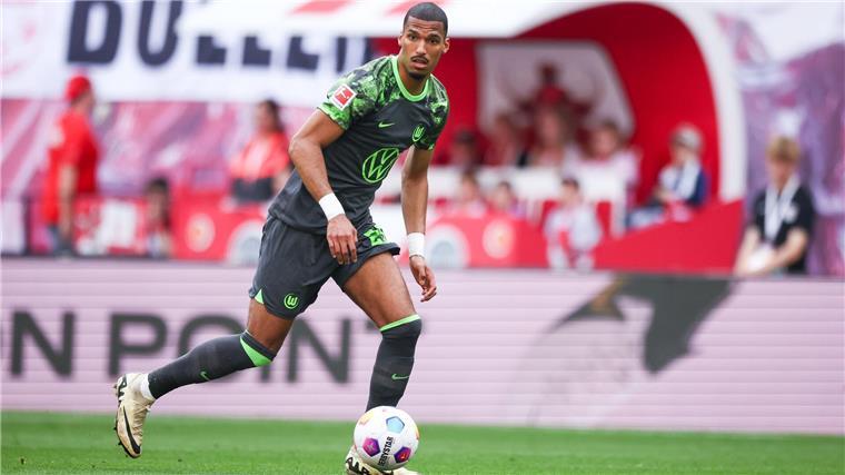 Wolfsburg verleiht Verteidiger Jenz nach Mainz Moritz Jenz wird von Wolfsburg nach Mainz verliehen.