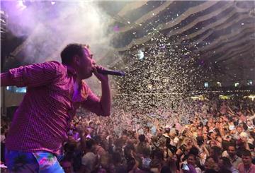 Musik, Party, Nähe: Die Corona-Pandemie bremst auch den Entertainer DJ Toddy aus.