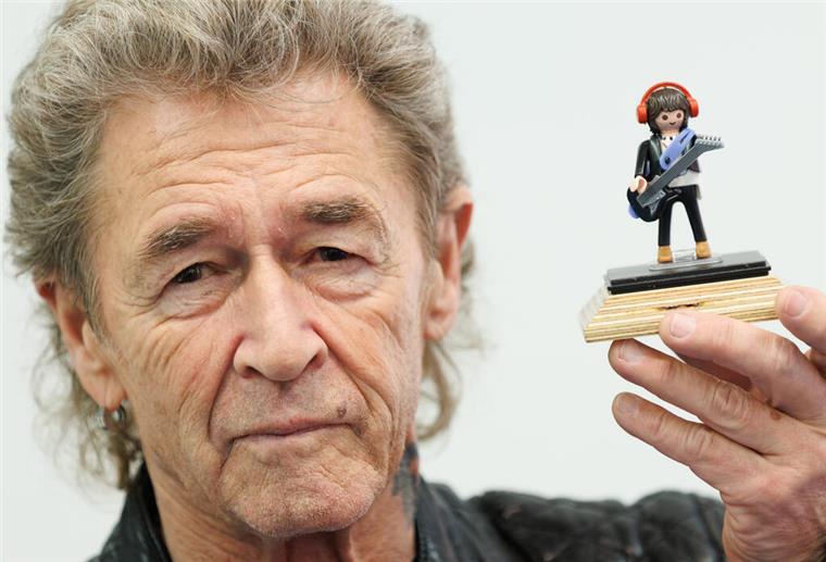 Rocksänger Peter Maffay gibt es jetzt auch als Playmobil-Figur Musiker Peter Maffay