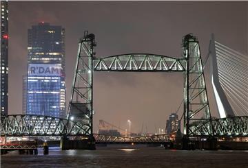 Die Koningshaven-Brücke, bekannt als «De Hef» (dt. «Der Aufzug»).
