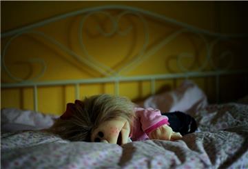 Nach Darstellung der Staatsanwaltschaft fanden die sexuellen Handlungen auch im Kinderzimmer des Opfers statt.
