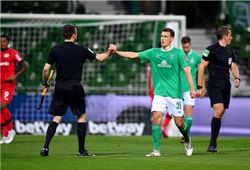 Nach dem 1:4 gegen Bayer Leverkusen sieht es im Abstiegskampf weiterhin schlecht aus für Werder Bremen.