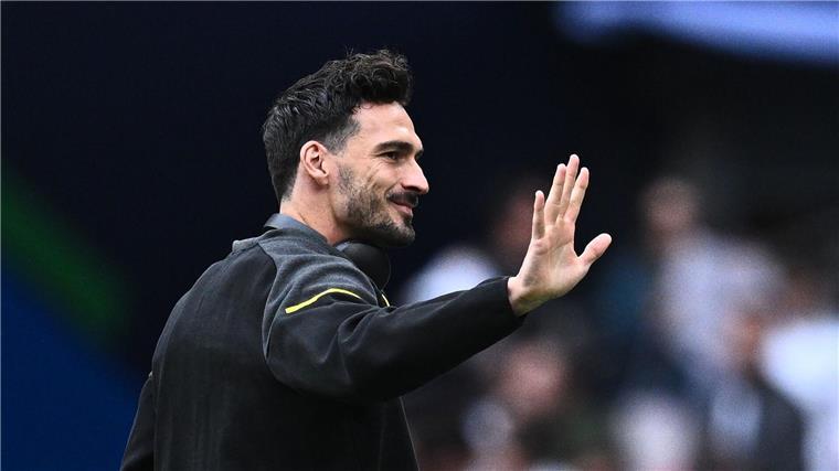 „Willkommen“ in Rom: Mats Hummels‘ neue Heimat Nach dem Abschied aus Dortmund hat Mats Hummels nun einen neuen Club.