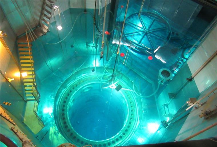 Zwei Großprojekte stehen im KKU in 2022 an Nach dem Abschluss der Zerlegung der Einbauten erfolgte das Reinigen und Entleeren des Reaktorbeckens. Foto: Preussen Elektra