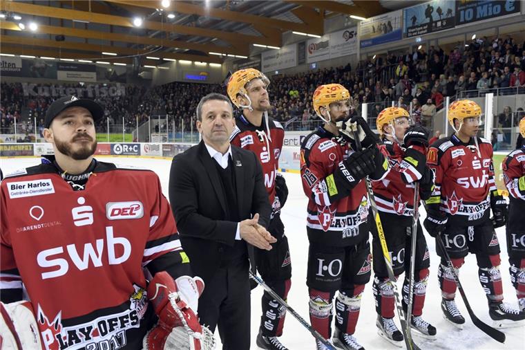 Fischtown Pinguins: Morgen steigt die große Party Nach dem Aus im Playoff-Viertelfinale gegen München wollen sich die Pinguins mit einer Abschlussfeier bei den Fans bedanken.