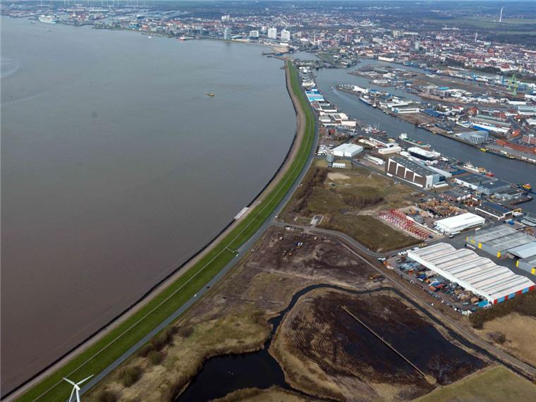 Streit um Offshore-Terminal ist noch nicht entschieden Hitzige Debatte: Nach dem Baustopp für das Offshore-Terminal folgte nun in der Bürgerschaft der politische Schlagabtausch. Die CDU warf den Grünen erneut vor, den Hafen mit Hilfe der Naturschützer zu hintertreiben.