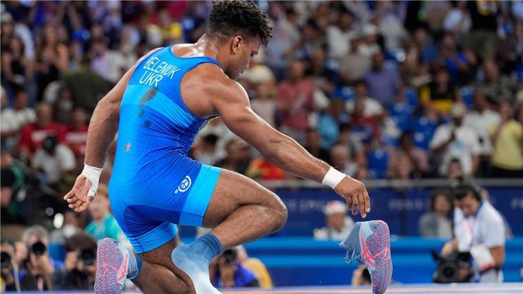 Ringender Parlamentarier: Ukrainer Beleniuk geht mit Bronze Nach dem Bronze-Kampf beendete Ringer Schan Beleniuk seine Karriere.