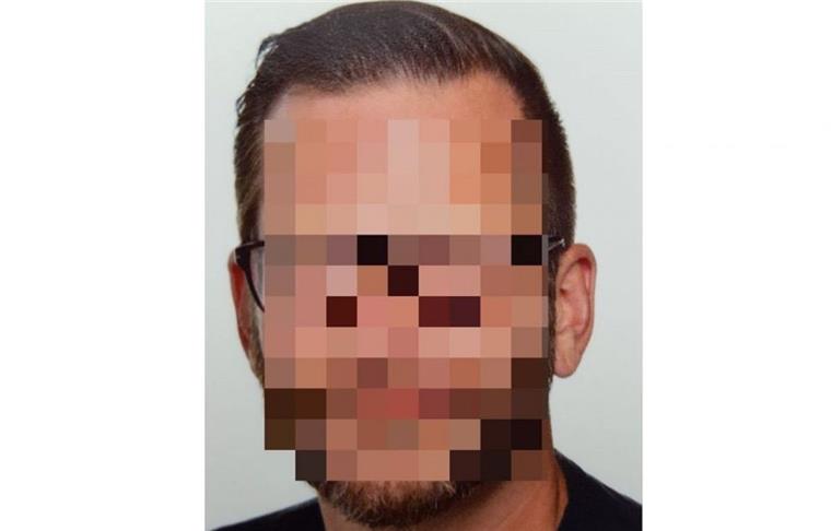 Nach dem Gewalttod einer 29-Jährigen fahndet die Polizei nach diesem Mann. 