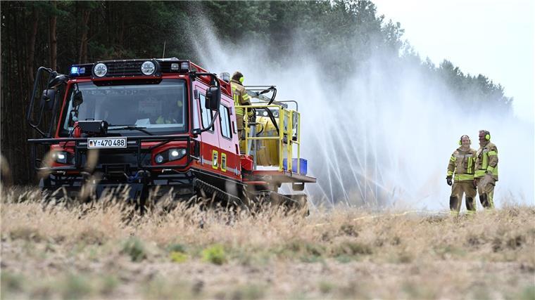 Bundeswehr nimmt wieder kompletten Schießbetrieb auf Nach dem Moorbrand 2018 hat die Bundeswehr in Meppen in neue Löschtechnik investiert.