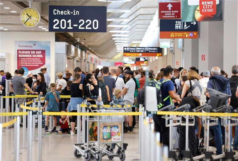 Reisewelle an Ostern: Airlines und Flughäfen optimistisch Nach dem Streik folgt der nächste Härtetest für Flughäfen und Airlines: Die erste große Reisewelle des Jahres.