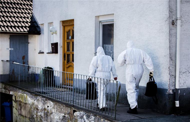 Höxter: Zweites Opfer zerstückelt und anschließend verbrannt Nach dem Tod einer 41-Jährigen in Höxter sind neue Details zu weiteren Taten des mutmaßlich verantwortlichen Paares bekannt geworden.