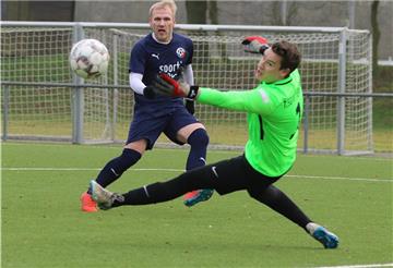 Nach dem Verbandstag am Sonnabend weiß der 1. FC Nordenham (links Nico Westphal) wohl endgültig, dass er auch in der nächsten Saison in der Kreisliga spielen wird.