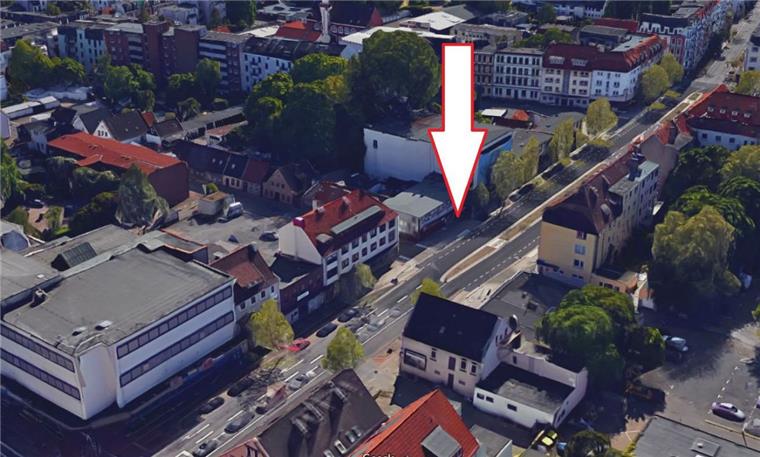 Nach Attacke vor der Karaoke-Bar: Mann (29) immer noch im künstlichen Koma Nach der Attacke vor "Kim's Karaoke" sucht die Polizei mit Hochdruck nach dem Täter.