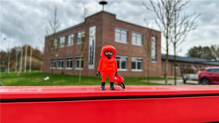 Lösung des Playmobil-Rätsels: Kitas bekommen Spielfiguren Nach der Lösung des Playmobil-Rätsels in Wildeshausen will der Hersteller wie versprochen Spielfiguren-Pakete an Kindergärten und Kindertagesstätten schicken.