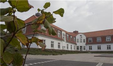 Nach der Sanierung dieses Jugendstilbaus soll im Frühjahr unter anderem das Bekleidungsgeschäft „Anziehbar“ einziehen. 