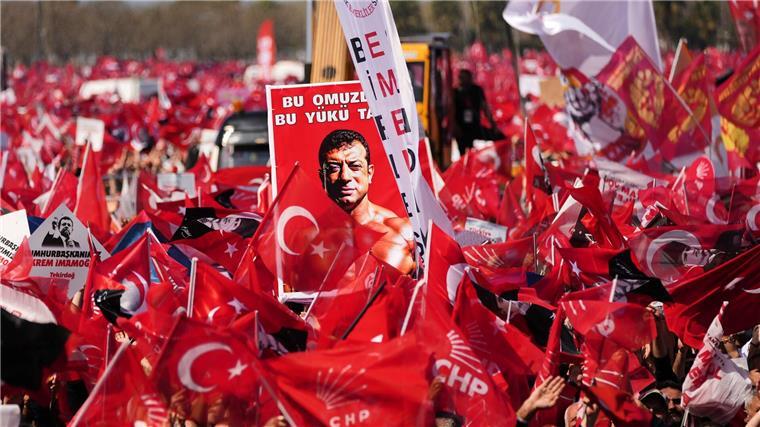 Vom Nordwesten nach Istanbul - „Städte haken sich unter“ Nach der Verhaftung des Istanbuler Bürgermeisters Ekrem Imamoglu sichern die Regierungschefs aus Hannover und Bremen ihren türkischen Amtskollegen Unterstützung zu. (Archivfoto)