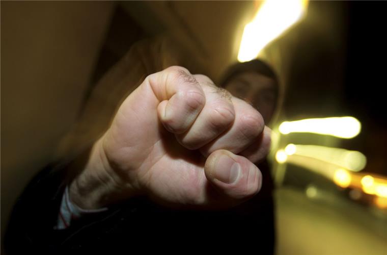 Nach einem Besuch in der Diskothek Pam Pam in Hagen wurde einem 40-Jährigen seine Zivilcourage zum Verhängnis.
