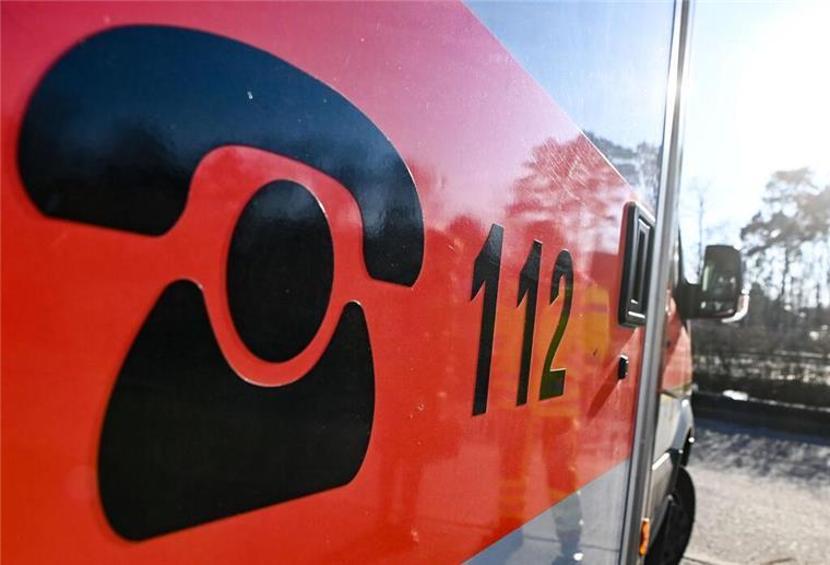 Störung behoben: Feuerwehr und Krankenwagen wieder erreichbar Nach einer großflächigen Störung ist der Notruf unter der Nummer 112 wieder zu erreichen.