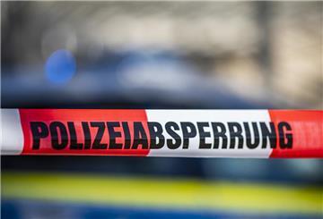 Nach einer Sprengstoff-Attacke auf eine Schule in Bremen-Walle sucht die Polizei Zeugen. (Symbolbild)