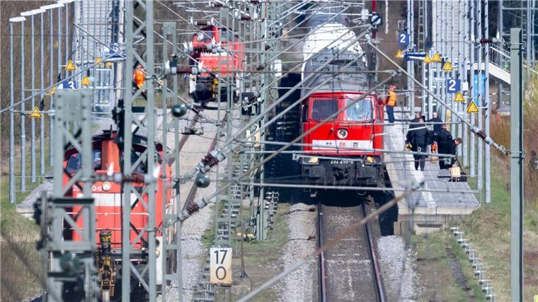 Nach etwa 17-stündiger Fahrt hatte der Zug sein Ziel fast erreicht.