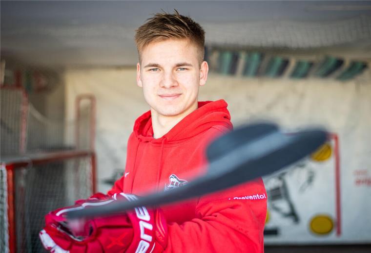 REV-Eigengewächs wird Neuzugang der Fischtown Pinguins Justin Büsing