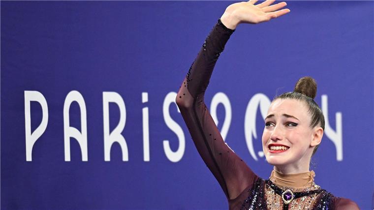 „Bedeutet mir alles“: Varfolomeev Gymnastik-Olympiasiegerin Nach ihrem Triumph kamen Darja Varfolomeev die Tränen.