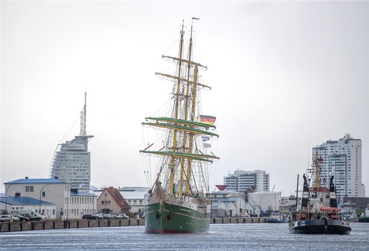 Bremerhavener Segelschiff „Alexander von Humboldt II“ geht auf große Reise Segelschiff Alexander von Humboldt II