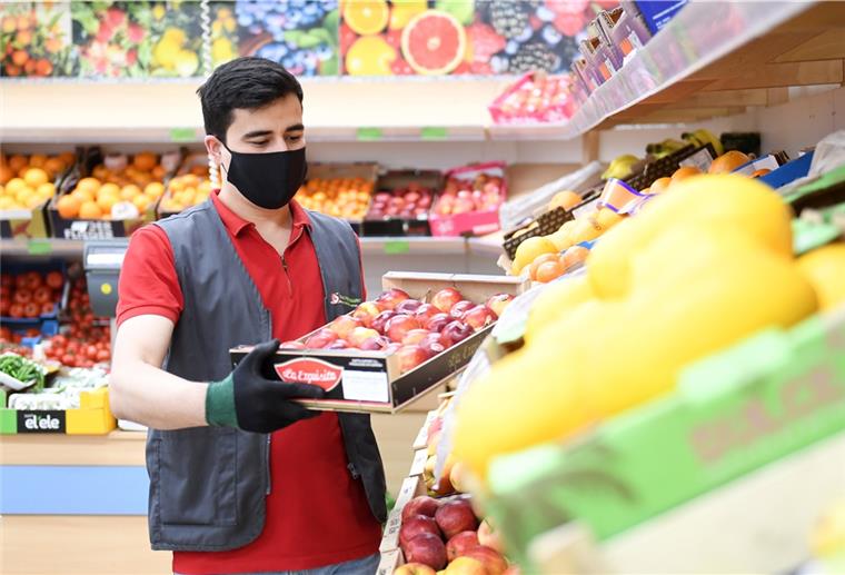 Auch in Bremen wird Maske wohl zur Pflicht Nach Niedersachsen zieht jetzt auch Bremen nach und will am Freitag eine Maskenpflicht erlassen.
