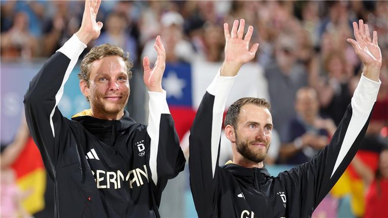 Olympia-Zweite Ehlers/Wickler verpassen EM-Titel Nach Platz zwei bei Olympia sind Nils Ehlers (l) und Clemens Wickler auch bei der EM erfolgreich.