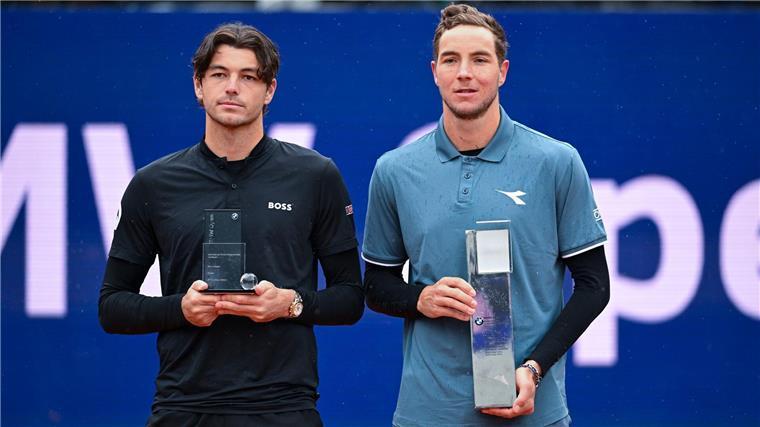 Sinner und Zverev sagen zu - BMW Open mit großen Namen Nach Rang zwei im Vorjahr würde sich der Amerikaner Taylor Fritz (l) in diesem Jahr über einen Sieg freuen.