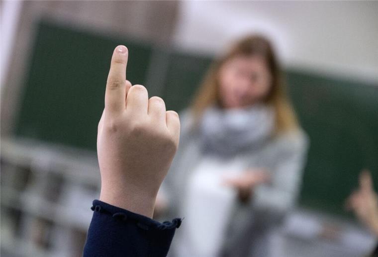 Das neue Schuljahr hat begonnen: Ab heute heißt es wieder Schulbank drücken Nach sechs Wochen Sommerferien hat am Montag hat das neue Schuljahr begonnen.
