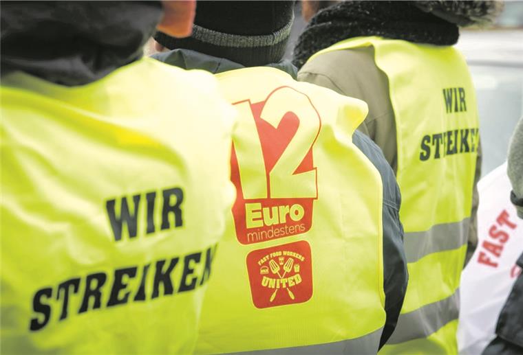 Verhandlungen zur Standortsicherung Nordsee gehen weiter Nach wochenlangen Streiks ist in die Standortfrage Nordsee in Bremerhaven wieder Bewegung gekommen.