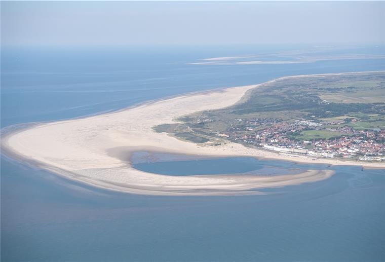 Nahe der ostfriesischen Insel Borkum soll die Erdgas-Plattform entstehen.
