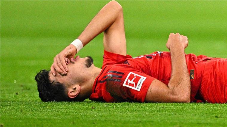 Schlüsselbeinbruch: Pavlovic droht langes Aus Nationalspieler Aleksandar Pavlovic verletzte sich früh.