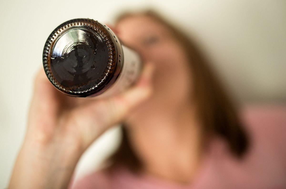 Viele Jugendliche in Bremerhaven greifen zu Alkohol und Zigaretten Neue Studie: Die Mehrheit der Jugendlichen in Bremerhaven hat Erfahrungen mit Alkohol, viele leider auch mit Trunkenheit.