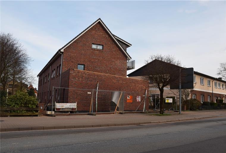 Zeven wächst - und will bald 15.000 Bürger haben Neue Wohnungen sind auch im vorderen Bereich der Straße Auf dem Quabben entstanden.