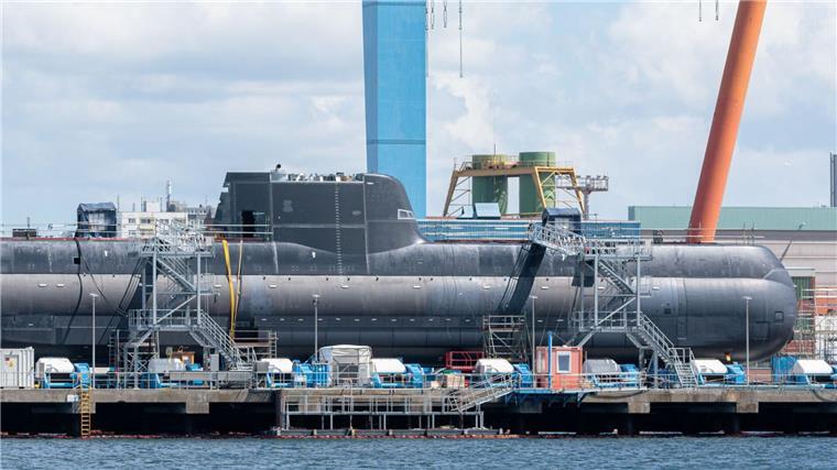 U-Bootbauer TKMS mit Aufträgen auf Rekordniveau Neuer Rüstungsauftrag für die Kieler U-Boot-Schmiede TKMS aus Singapur. (Archivbild)