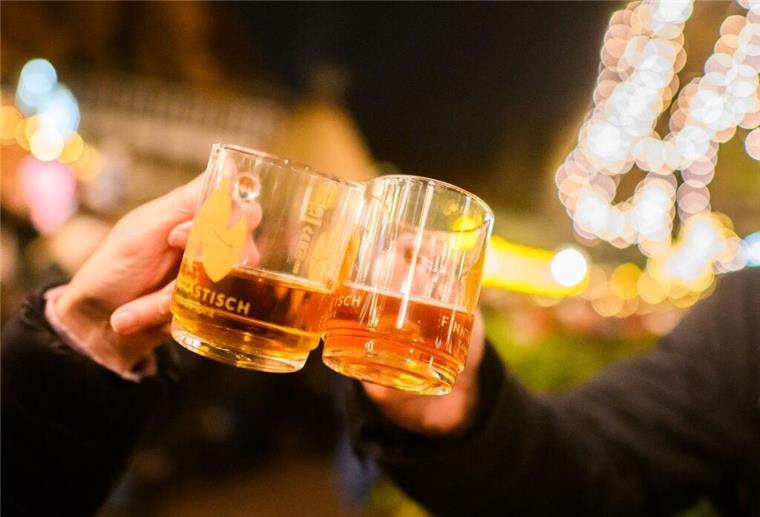 Nicht alles verdunstet: Je nach Rezept bleibt ein erheblicher Anteil Alkohol im Essen zurück. (Symbolbild)